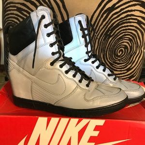 Nike Dunk Ski High Sneaker Boot
